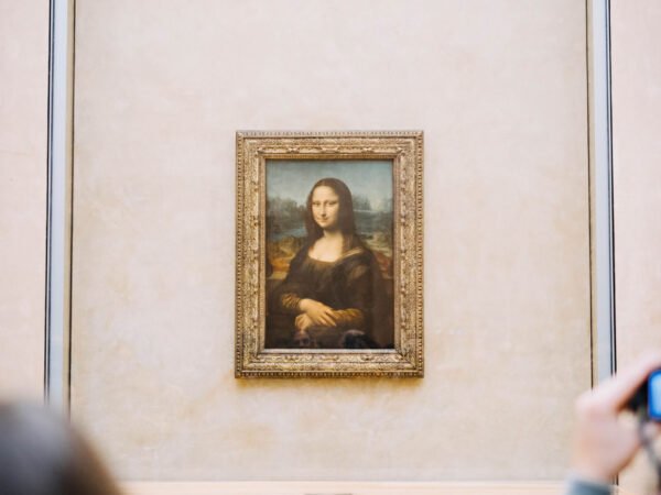 Discover the Louvre: Paris Art Tour + Mona Lisa pass - Image 5