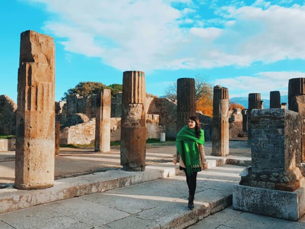 Exploration of Pompeii: Ancient Adventure! - Image 2