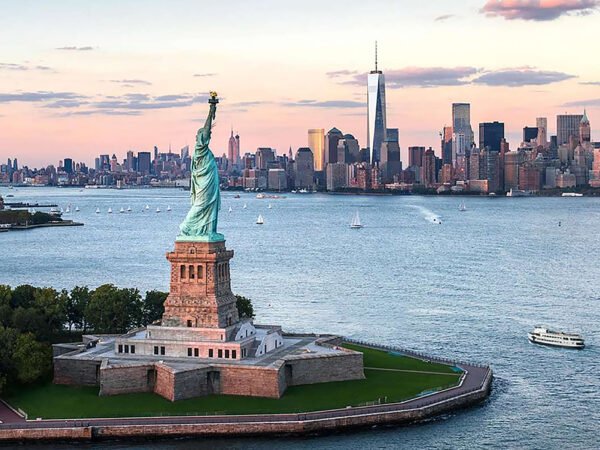 NYC em Destaque: Memorial, Finance, Liberty Tour - Image 8