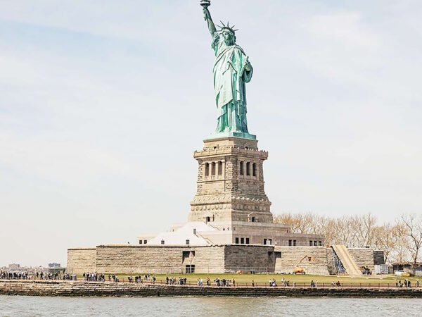 NYC em Destaque: Memorial, Finance, Liberty Tour - Image 7