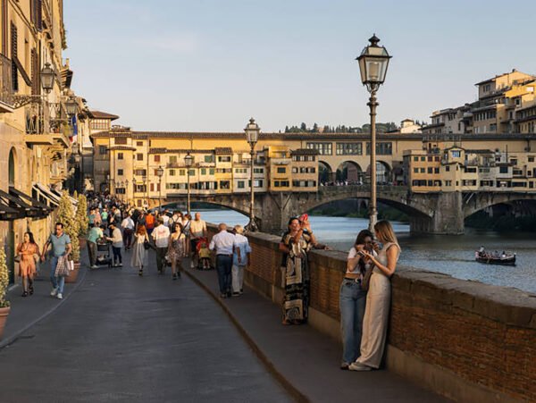Florence Revealed: Guided Walking Adventure! - Image 7